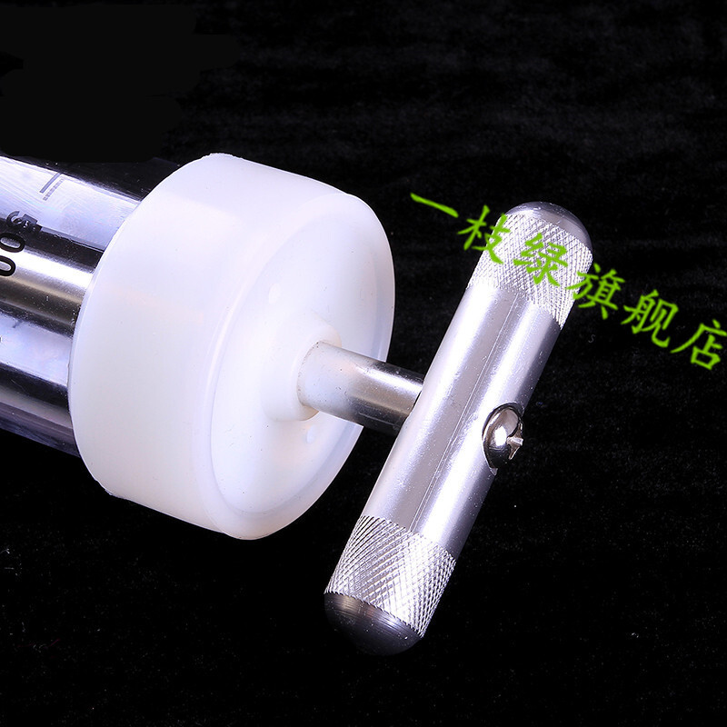 精準(zhǔn)繁育，高效養(yǎng)殖 注射器子宮清洗器在豬人工授精中的應(yīng)用與價(jià)值